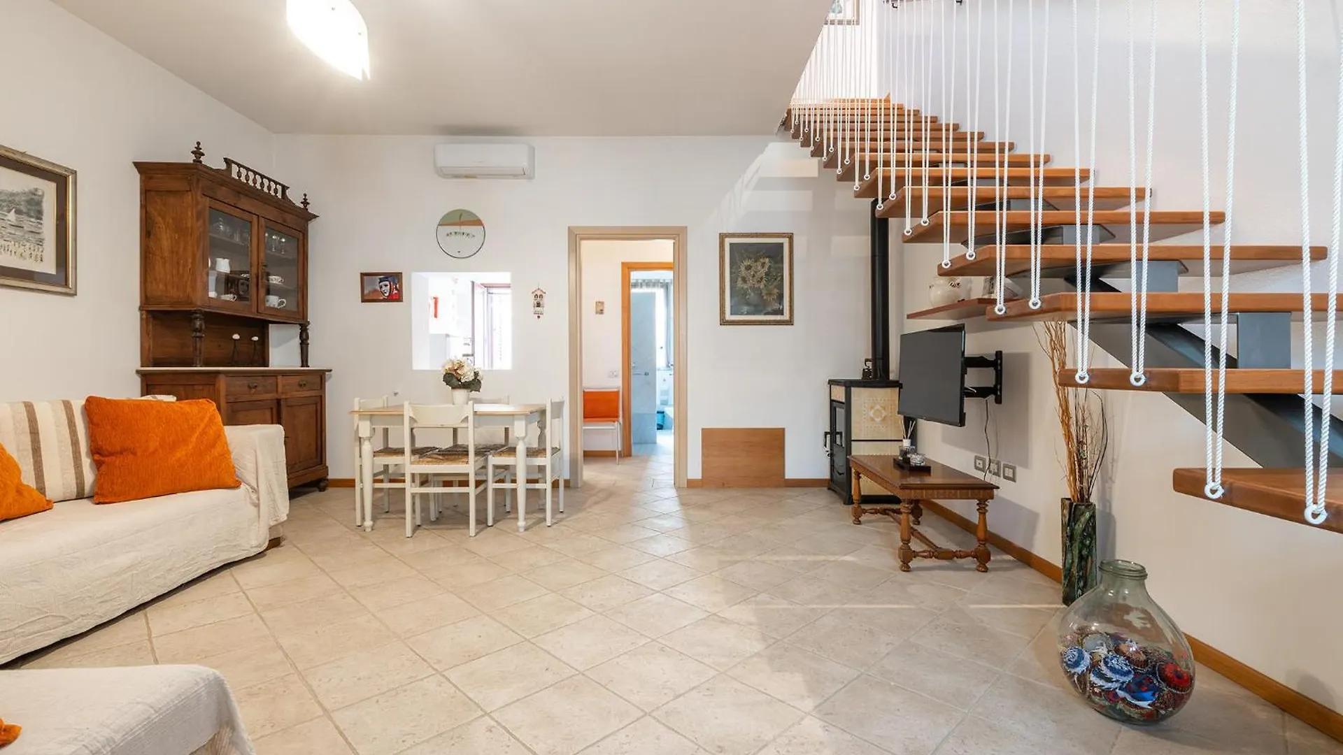 Holiday home Maria Grazia'S Holiday Home Massama Italy
